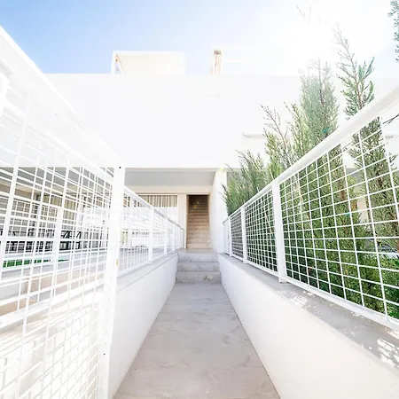 Buena Vista Penthouse - By Oyoostays