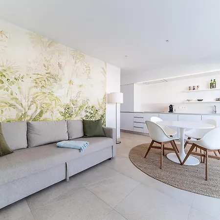 Buena Vista Penthouse - By Oyoostays Apartment *
